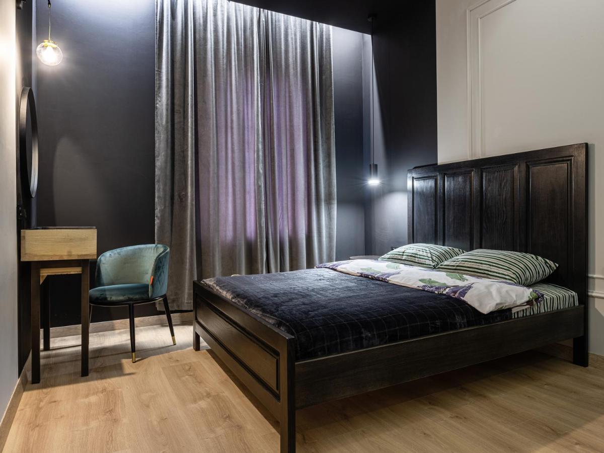 Modern Apartment Lviv Buitenkant foto